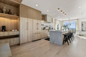 Peaceful Oceanfront Villa in Bourne, Massachusetts - Image 5