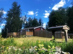 Holiday home with terrace, hot tub & BBQ - Image 2