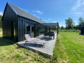 Charming holiday home near the beach - Image 5