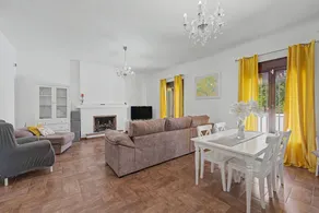 El caminito de la canasta Country House – Spacious Chalet with Pool and Outdoor Lounge - Image 3