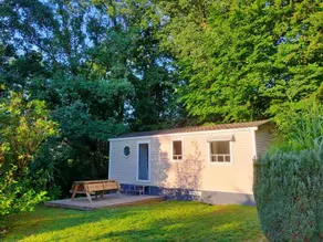Gradevole casa mobile adatta alle famiglie con terrazza e piscina - Image 5