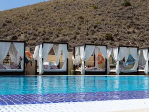 Bungalow mit Pool und Terrasse - Image 2