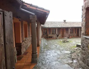 Holiday home with terrace, barbeque & private pool | Mountain view - Image 4