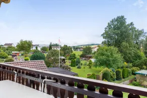 Holiday apartment with garden & terrace | Garden view - Image 3