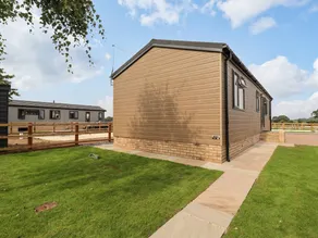 Child-friendly cottage with garden | Beach view - Image 3