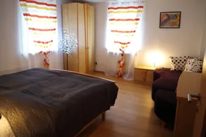 Apartment with terrace - Image 5