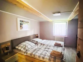 Holiday Home Kleines gemutliches Ferienhaus im Blockhausstil by Interhome - Image 3