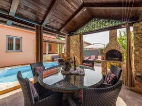 Holiday House Ana – Relaxing House with Heated Pool and Jacuzzi - Image 2