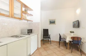 Appartement de vacances avec terrasse, barbecue et jardin | Vue jardin - Image 3