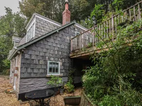 Fully equipped cottage with garden | Beach view | Pet-friendly - Image 3