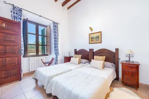 Room 'Habitación 5' with Mountain View, Shared Pool and Wi-Fi - Image 2