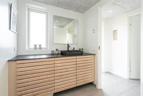 Apartment with garden & BBQ - Image 4