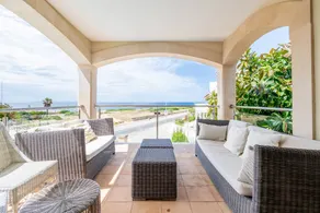 Family-oriented villa with terrace, garden & pool | Sea view | Close to the beach | Suitable for remote work - Image 2