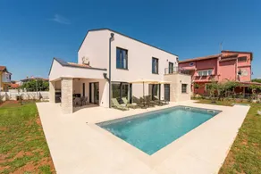Villa with pool, terrace & garden | Pool view - Image 2