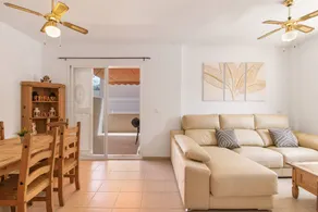 House with garden, terrace & heated pool - Image 5