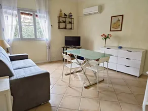 Holiday home with barbecue & garden | City view | Pets are welcome - Image 2