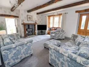 Agréable cottage adapté aux familles avec jacuzzi et jardin | Avec animaux admis - Image 3