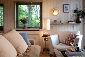 Luxurious Tree House Ideal for a Private Escape in Hereford, England - Image 2
