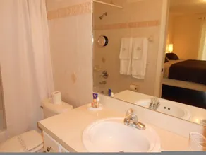 Familienfreundliche Wohnung mit Garten und privatem Pool | Haustiere erlaubt - Image 5