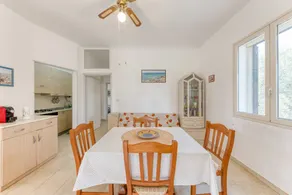 Villa with garden, terrace & BBQ | Garden view - Image 3