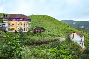 Zostel Vagamon - Image 2