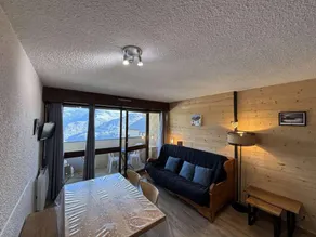 150m from resort center, 1st floor, view open, balcony, parking, tv, ski locker, 27m² - Image 4