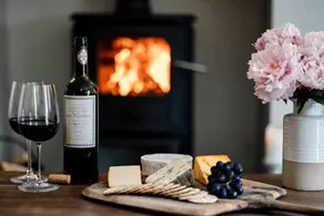 Family-oriented lovely cottage with garden & jacuzzi | Pets allowed - Image 5