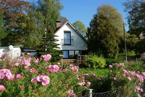 House with terrace & garden | Pet-friendly - Image 2