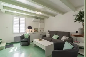 Fully equipped nice holiday home with barbeque & terrace | Suitable for remote work | Pets are welcome - Image 5