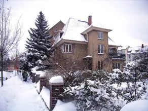 Holiday apartment with barbecue & garden - Image 2
