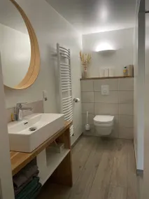 Merveilleuse chambre d'hôtes avec terrasse, barbecue et jardin | Vue jardin | Parfaite pour le travail à distance - Image 5