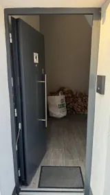 Charmant appartement adapté aux familles avec terrasse | Vue ville | Avec animaux autorisés - Image 4