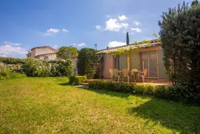Holiday home with pool, barbecue & terrace | Garden view - Image 3