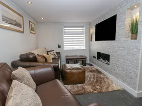 Merveilleux cottage adapté aux familles avec jardin et jacuzzi | Avec animaux bienvenus - Image 3