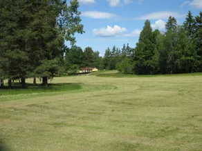 Holiday home with terrace, garden & barbecue - Image 5