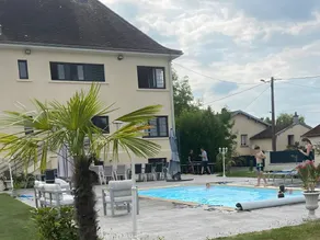 House with garden, pool & barbeque - Image 3