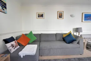 Cottage with garden | Beach view - Image 5