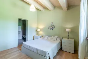 Flat with pool & garden | Panoramic view - Image 3