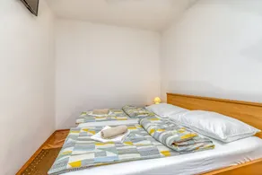 Dedicated room with garden & terrace - Image 4