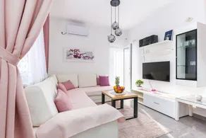 Apartment with garden, barbeque & terrace - Image 2