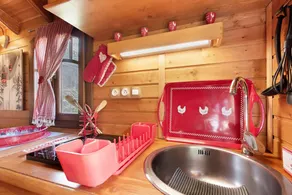 Bohemian Night in the Mountains – Ancolie Caravan Gavarnie - Image 4