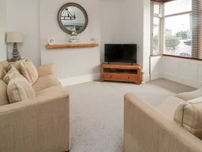 Cottage with garden | Beach view - Image 3