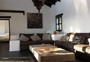 Holiday home with terrace, private pool & garden | Sea view - Image 4