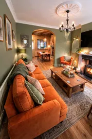 Family-oriented pleasant holiday home with barbeque - Image 2