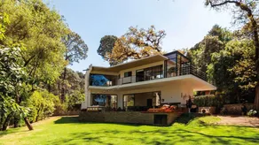 House with garden & terrace - Image 2