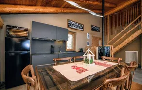 Holiday apartment with terrace, barbecue & garden | Good for workation - Image 3