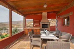 Wunderschöne Villa mit schnellem Internet, privatem Pool und Terrasse | Gartenblick | Ideal für Homeoffice - Image 2