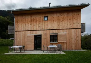 Family-oriented chalet with sauna, garden & terrace | Mountain view | Close to the ski - Image 5