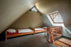 Bungalow 4 - Image 5