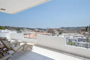 Holiday apartment with BBQ, garden & terrace | Garden view - Image 4